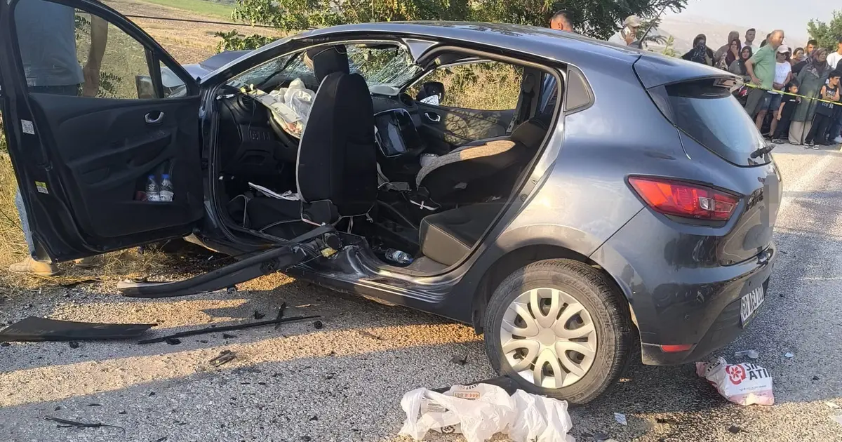 Çankırı'da iki otomobil çarpıştı: 1 kişi hayatını kaybetti, 6 yaralı