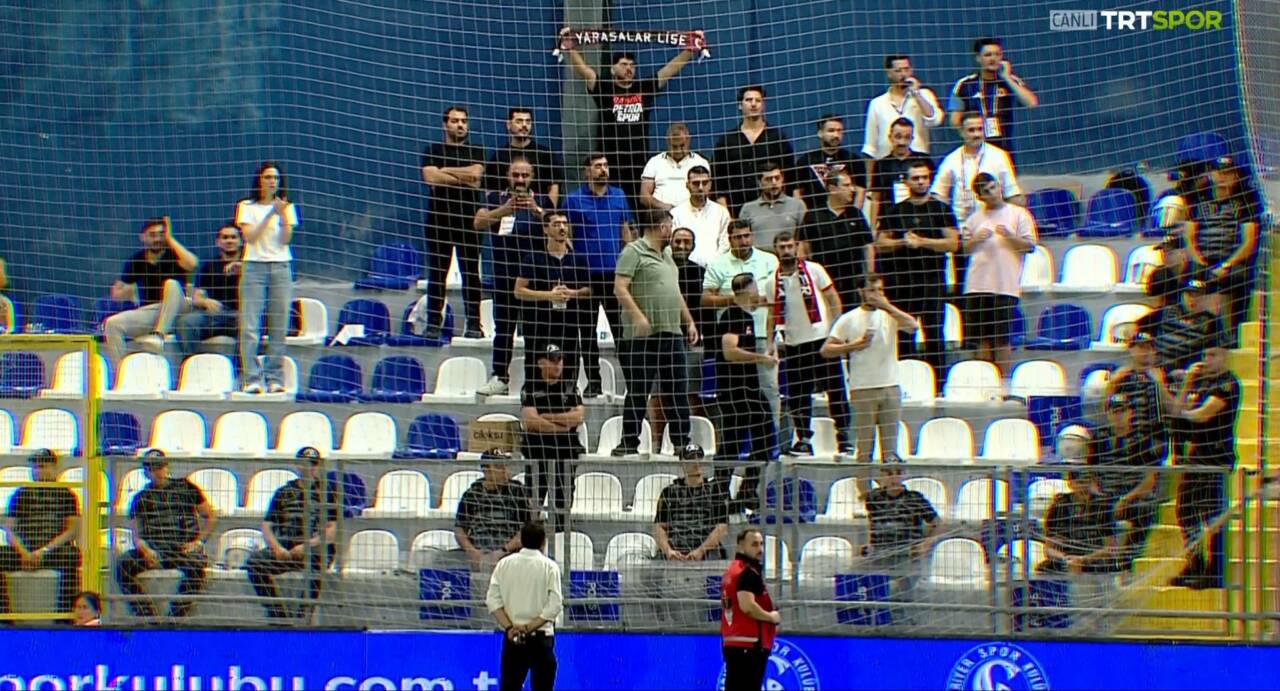 Bursaspor taraftarlarına yasak, Batman Petrolspor taraftarları alındı