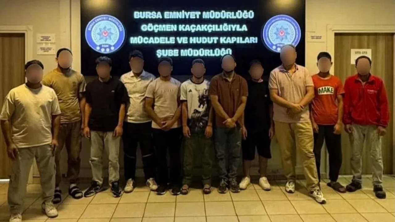 Bursa'da 11 kaçak işçi yakalandı: 9'u kimliksiz, 2'si vize ihlali