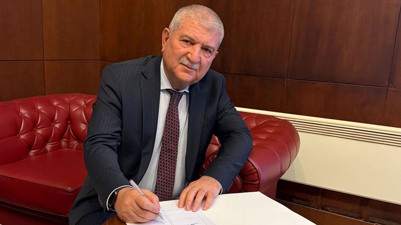 Kani Torun'un DEM Parti'ye geçişi, Bursa'da siyasi dengeleri değiştirebilir