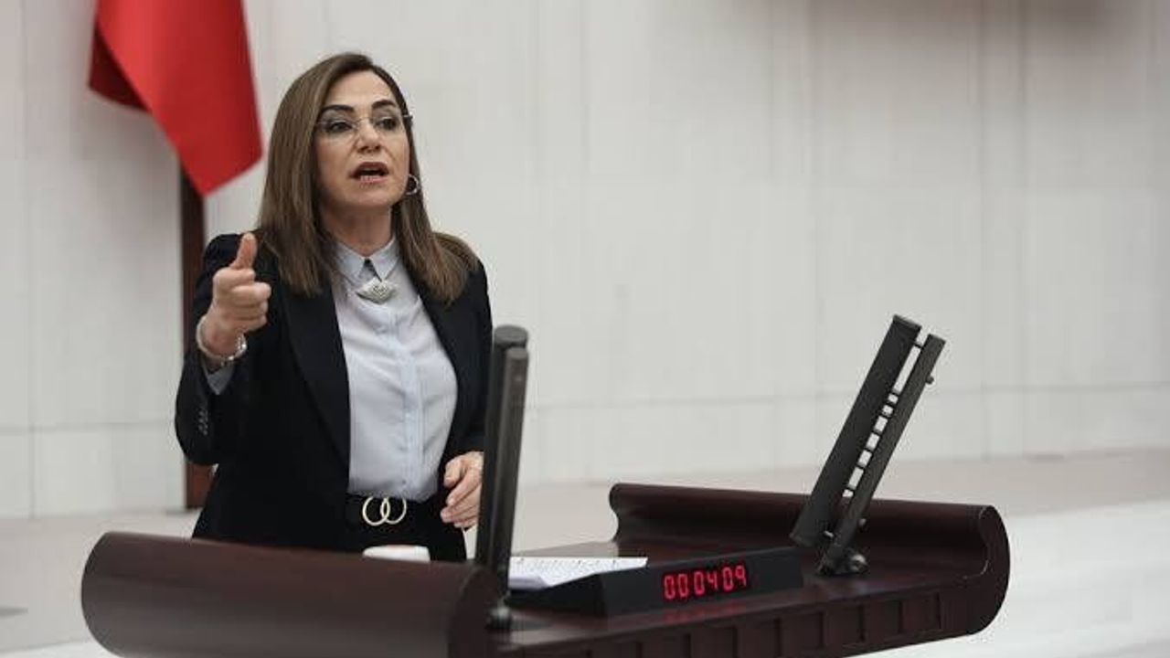 Candan Yüceer CHP'den istifa etti: Siyasi dengeler değişecek