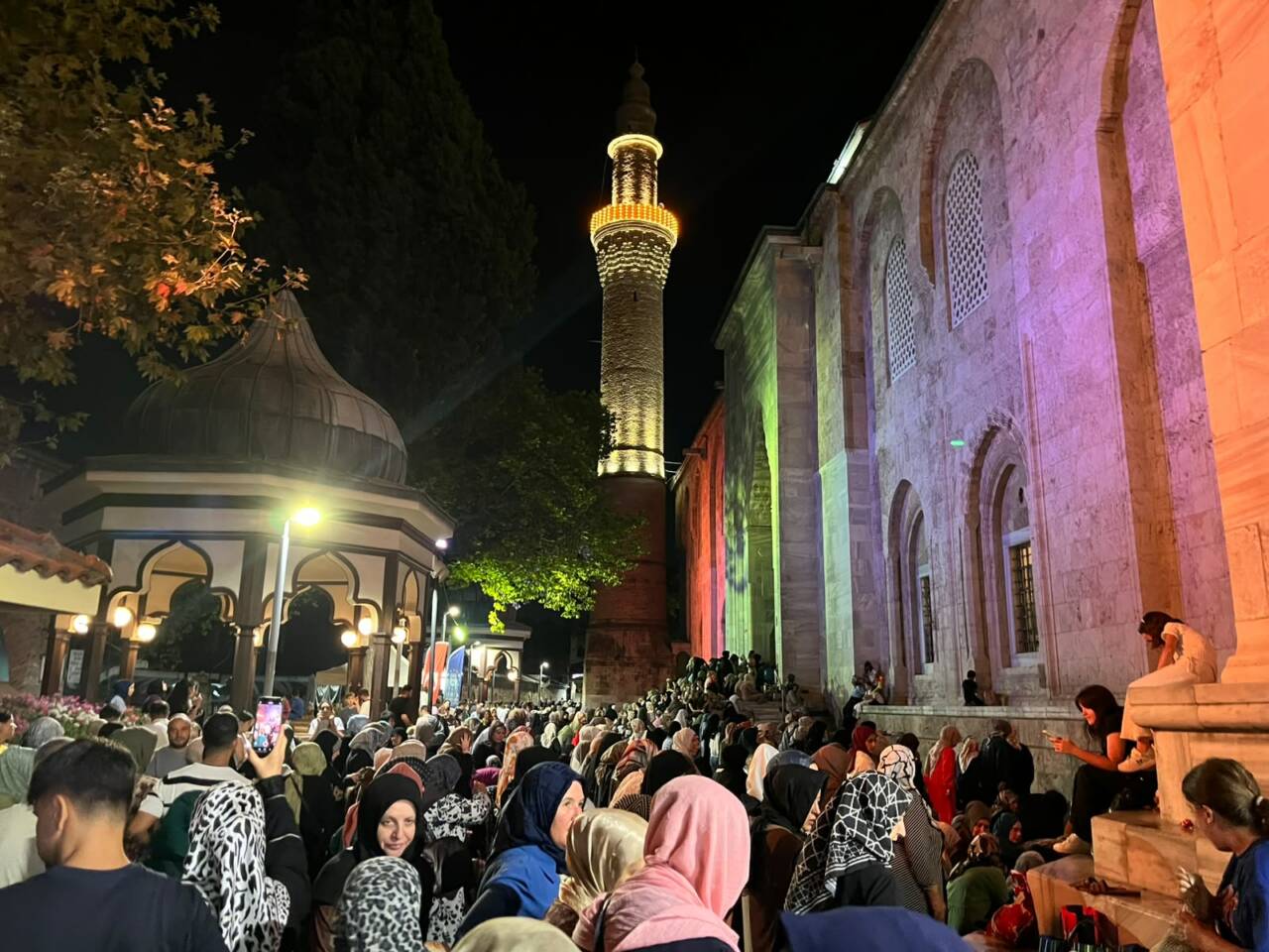 Bursa'da Mevlit Kandili: Ulu Cami'de dualar edildi