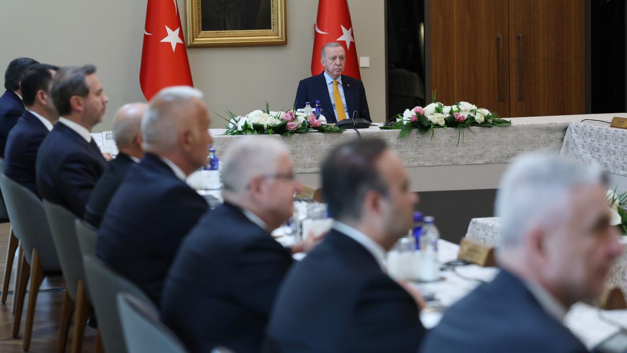 Cumhurbaşkanlığı Kabinesi Ahlat'ta toplandı: Terörle mücadele ele alındı