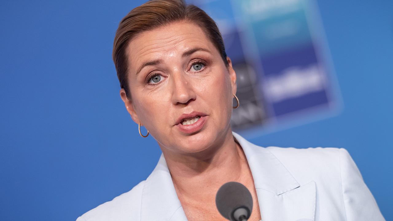 Mette Frederiksen, estetik cerrahın teklifi karşısında sert yanıt verdi