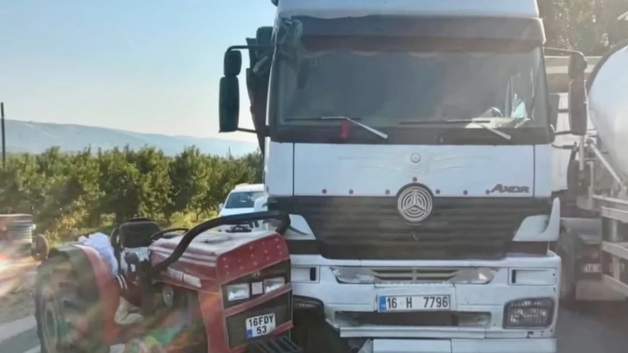 Bursa'da korkutan kaza: Kamyon sürücüsü dikkatiyle facianın önüne geçti