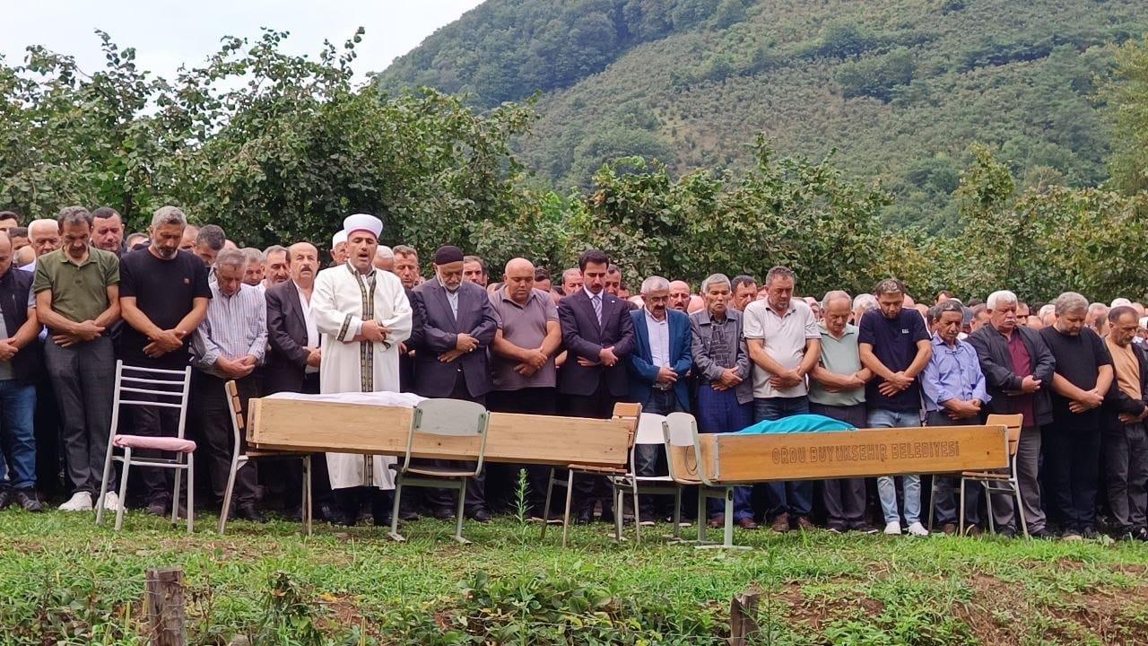 Çamaş'ta fındık toplamaya giden Gümüş kardeşler 30 metreden düştü