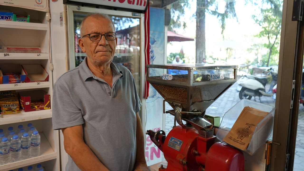 İznik çarşısında 58 yıllık gelenek: Hasan Gülbağ