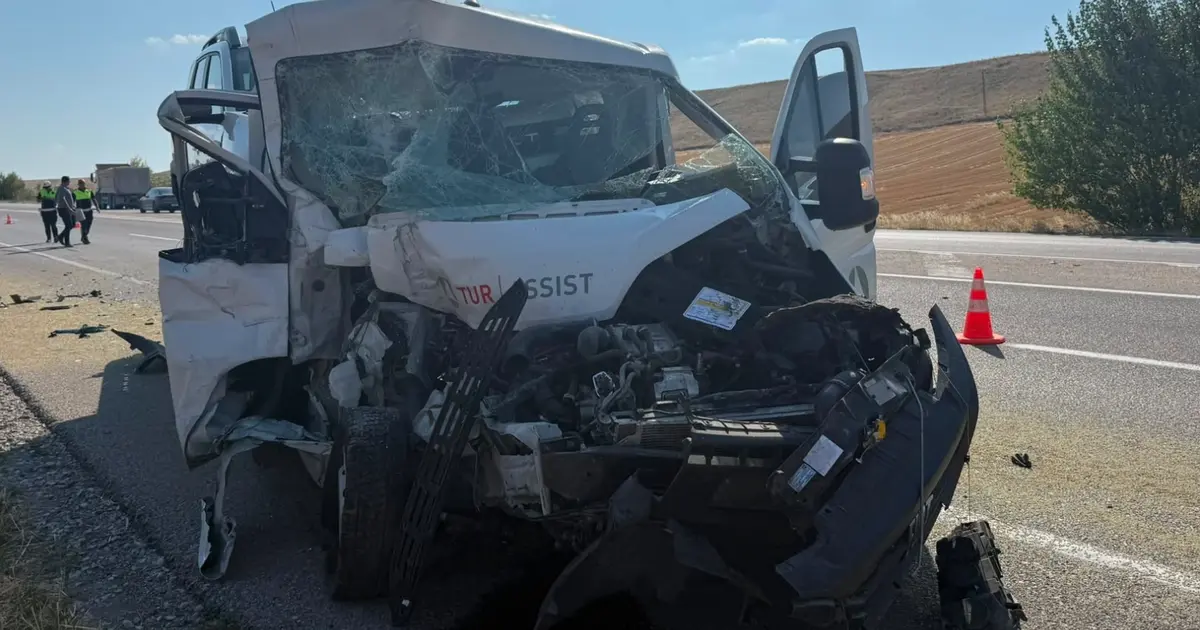 Çorum'da trafik kazası: Çekici, traktöre arkadan çarptı