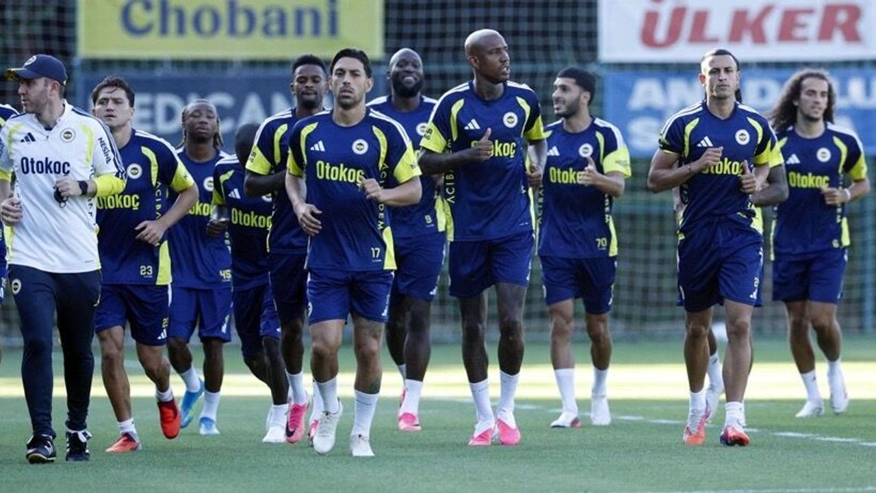 Fenerbahçe, Dominik Livakovic'i 4 milyon euroya Barcelona'ya gönderdi