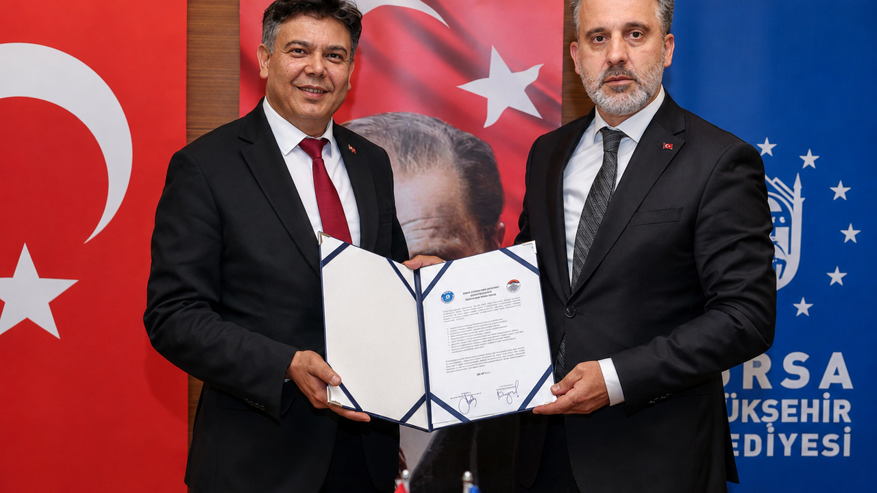 Bursa ve Söğüt kardeş şehir oldu: Protokol imzalandı Bursa ve Söğüt kardeş şehir oldu: Protokol imzalandı