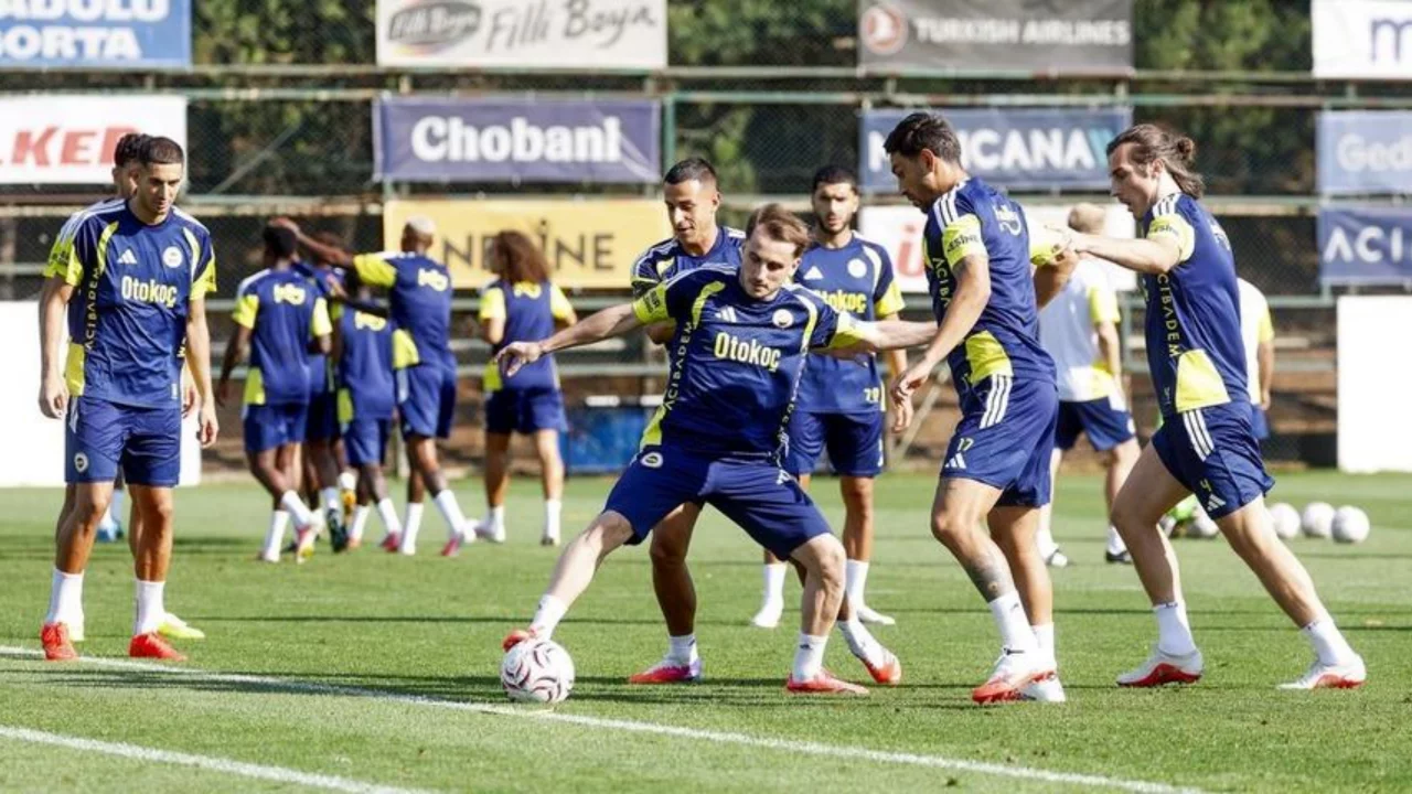 Çağlar Söyüncü, Lyon maçı öncesi sosyal medya hesabını kapattı