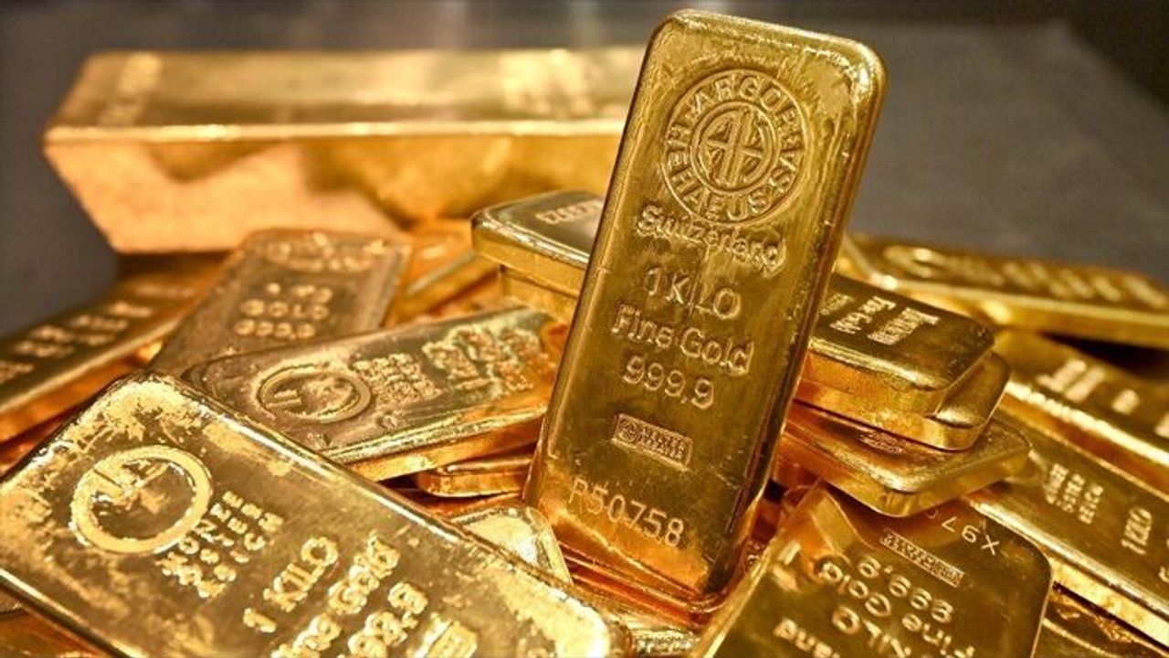 Altın fiyatları 4.652 dolarda tutundu: ABD verileri izleniyor