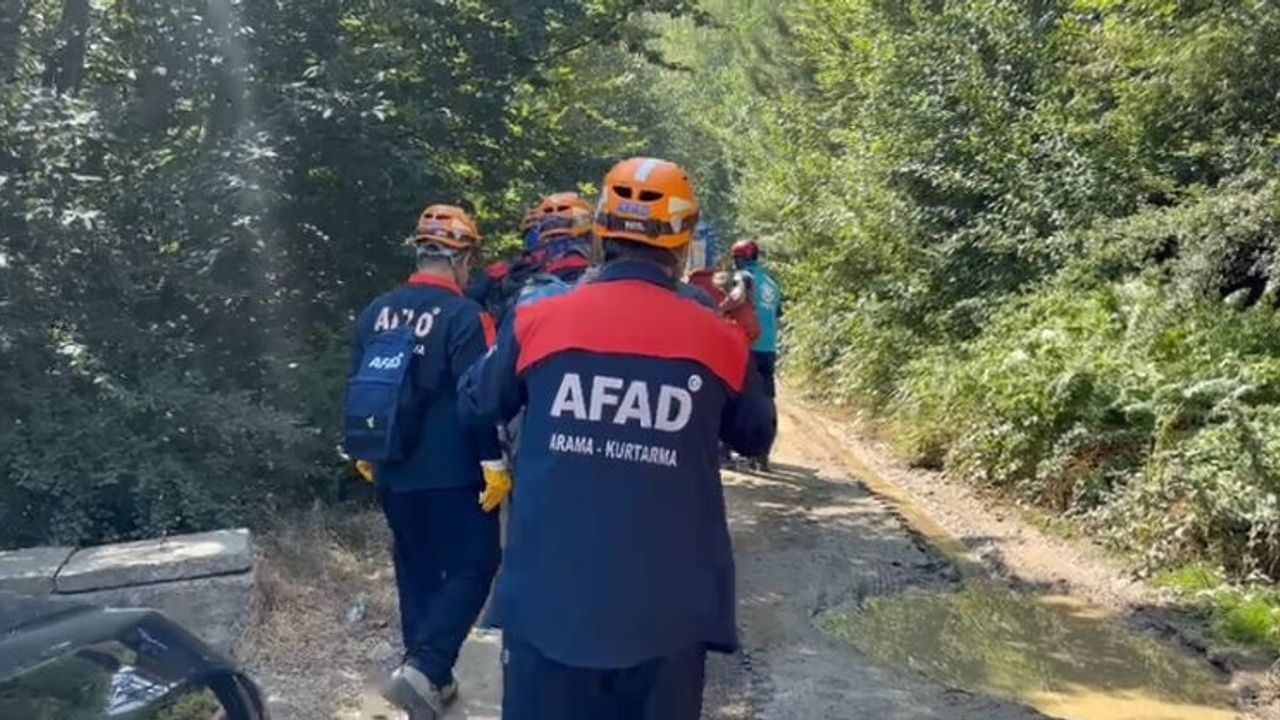 Bursa Yıldırım'da 75 yaşındaki adamın ayağı kırıldı: Kurtarma ekipleri devrede Bursa Yıldırım'da 75 yaşındaki adamın ayağı kırıldı: Kurtarma ekipleri devrede