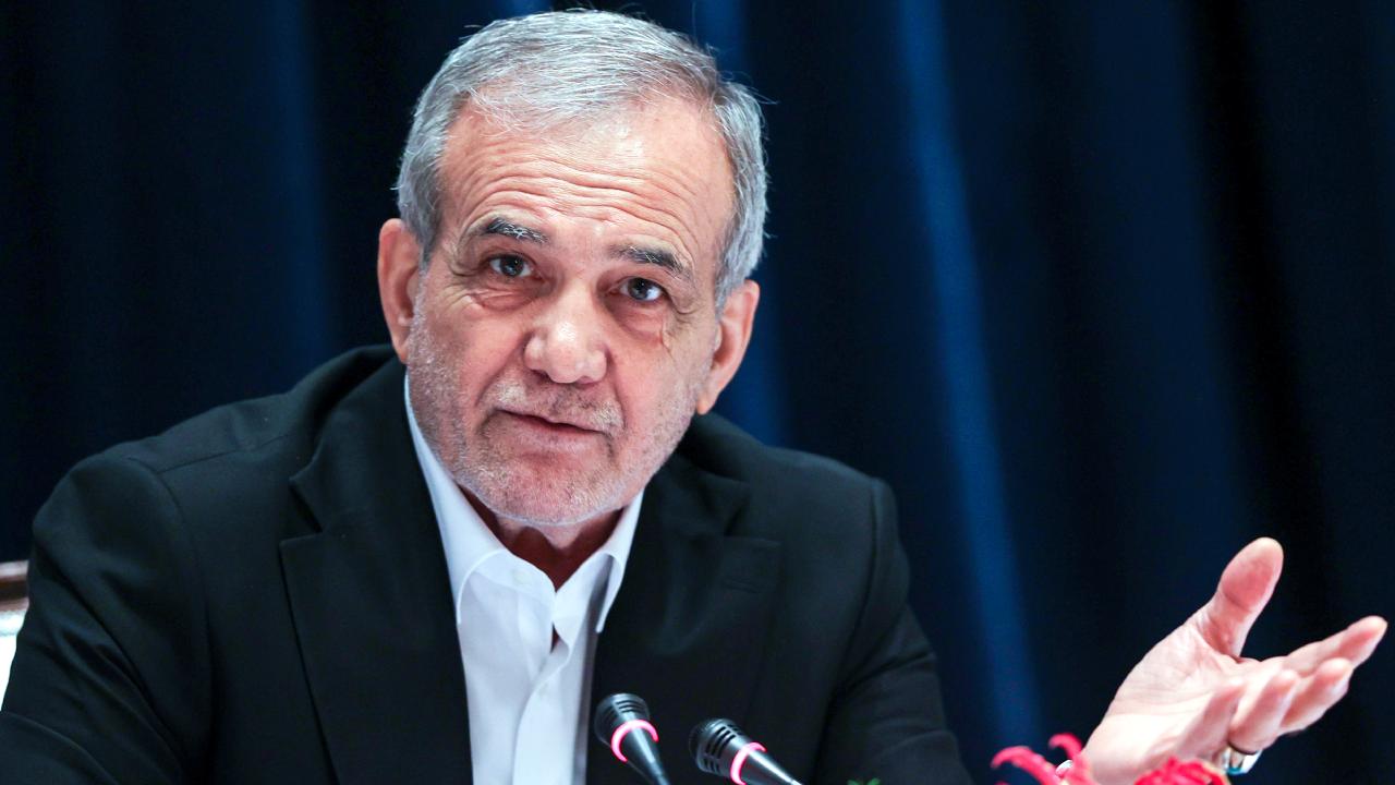 İran Cumhurbaşkanı Pezeşkiyan, Ekonomik Savaşın Zorluklarını Açıkladı