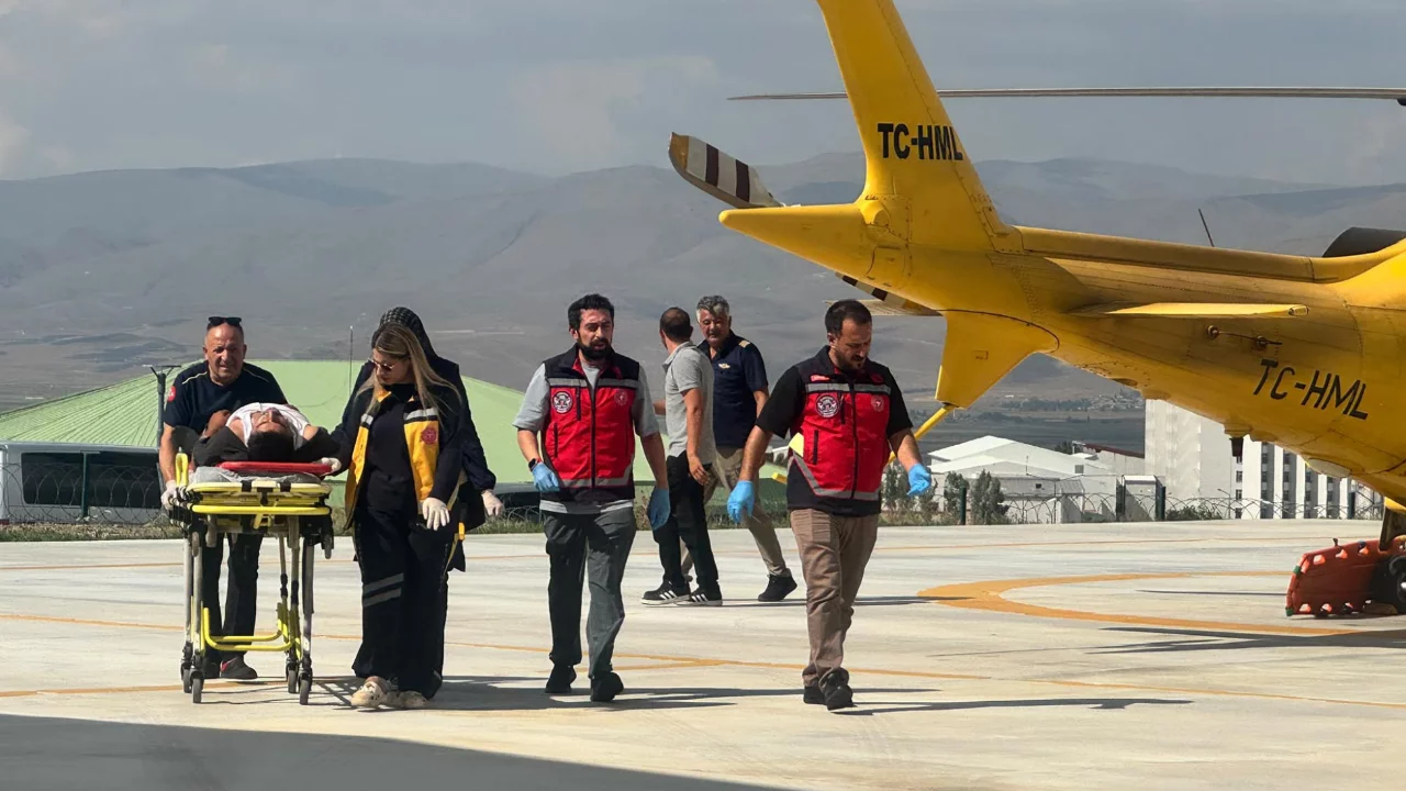 19 yaşındaki genç traktörün altında kaldı: Sağlık ekipleri müdahale etti