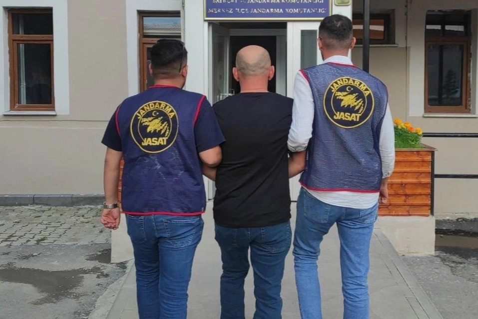 Uyuşturucu ticareti nedeniyle 12 yıl hapis cezası alan hükümlü yakalandı