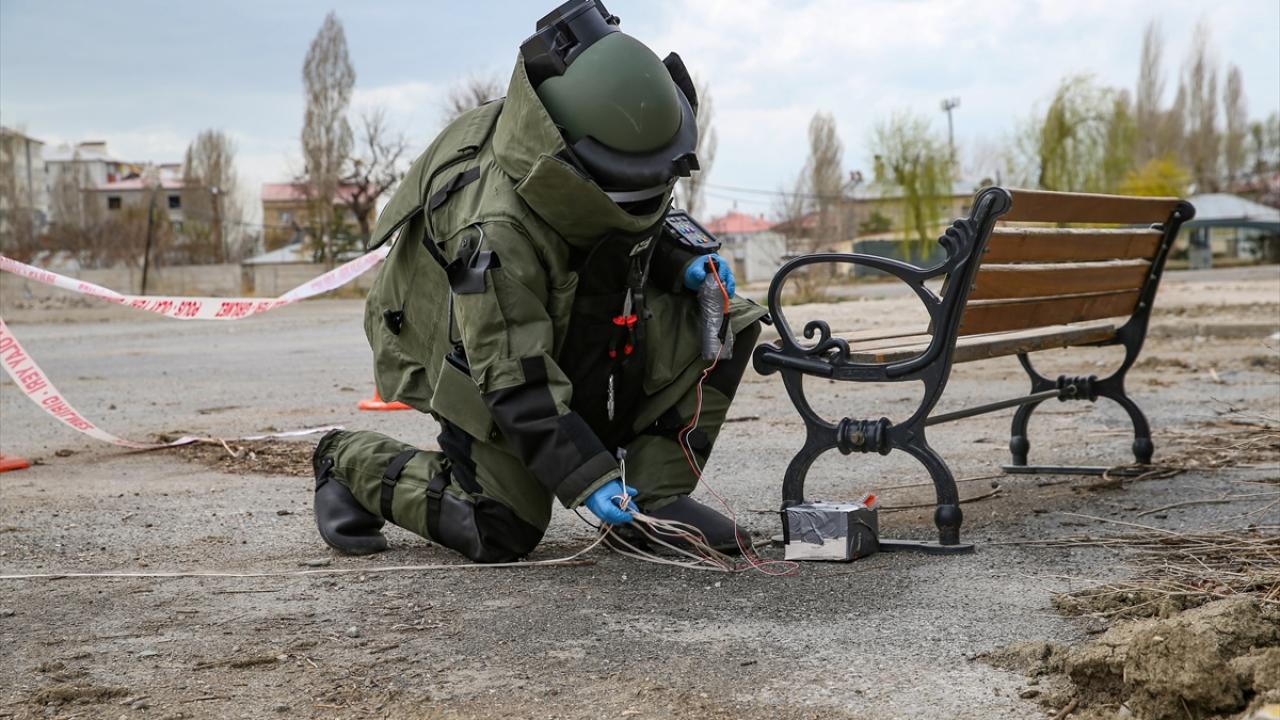 Berlin'de 100 kg'lık bomba bulundu: Tahliye süreci başladı