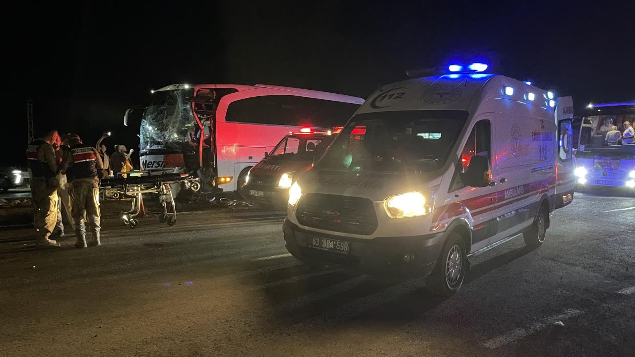 Şanlıurfa'da yolcu otobüsleri çarpıştı: 13 yaralı