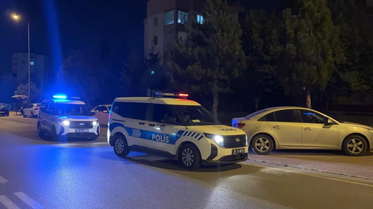 Kayseri'de kavga: D.K. M.A.'nın başına taşla vurdu