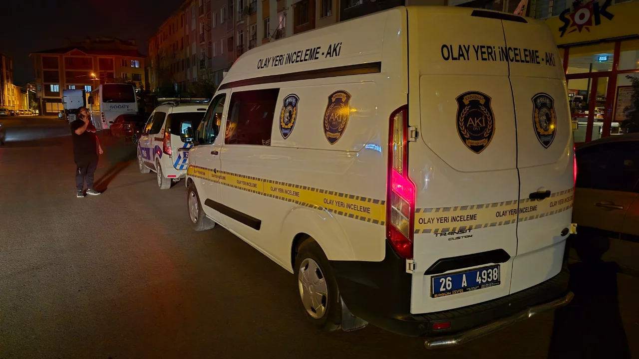 Eskişehir'de kalp krizi geçiren 55 yaşındaki A.K. ambulansla hayatını kaybetti