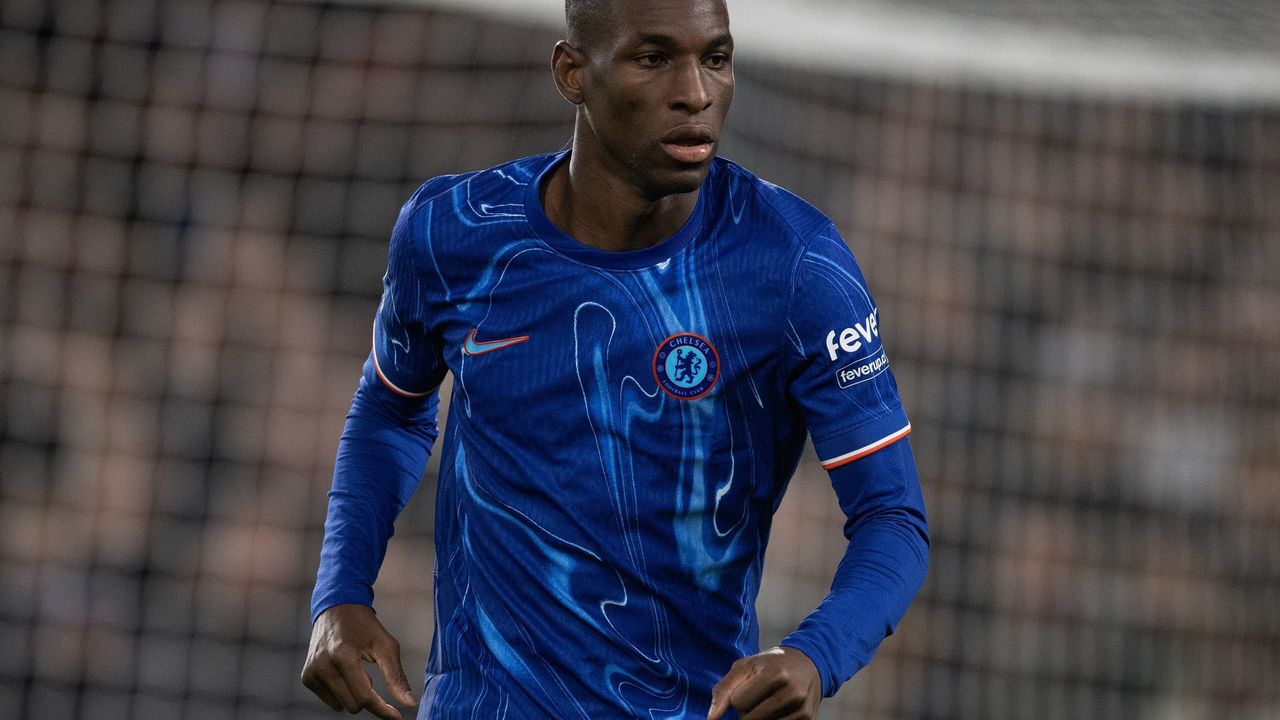 Galatasaray, 25 yaşındaki golcü Nicolas Jackson ile transfer görüşmelerine başladı