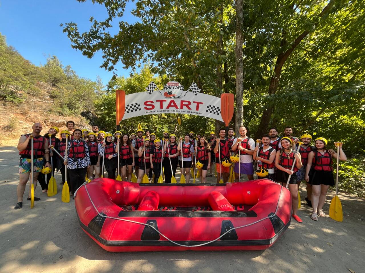 Mimarlar Odası Bursa'dan sosyal dayanışma: Rafting keyfi