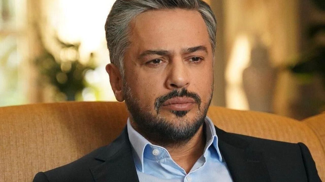 Emre Altuğ, sevgilisiyle davette görüntülendi: Mutlu anlar