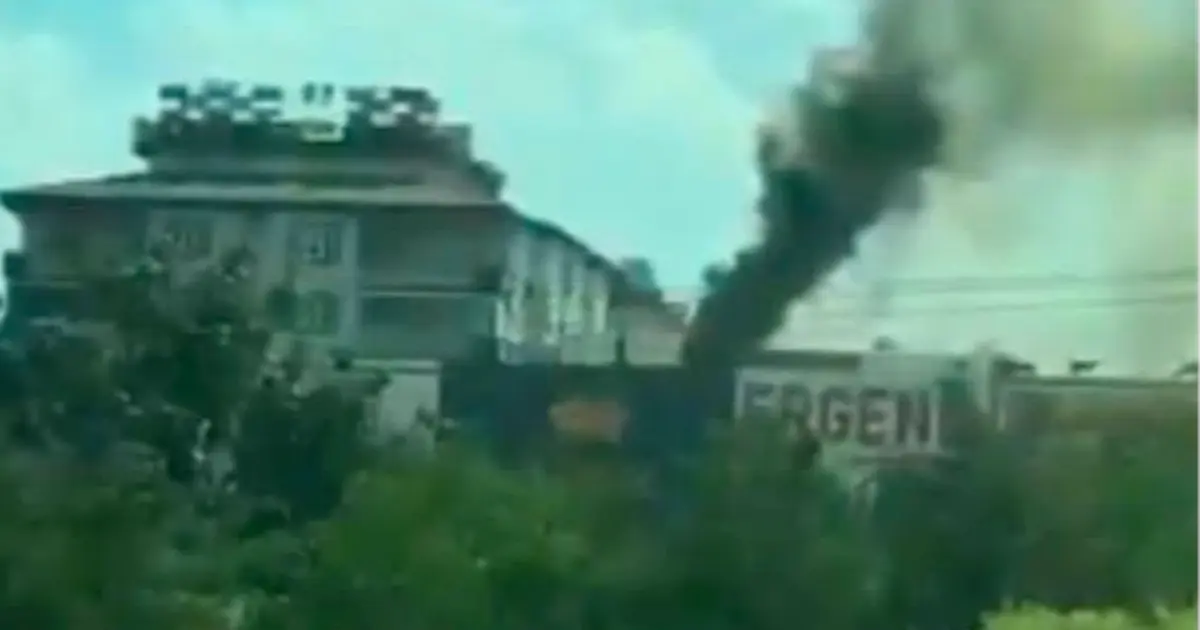 Gaziantep'te lokanta bacasında çıkan yangın, itfaiye tarafından söndürüldü