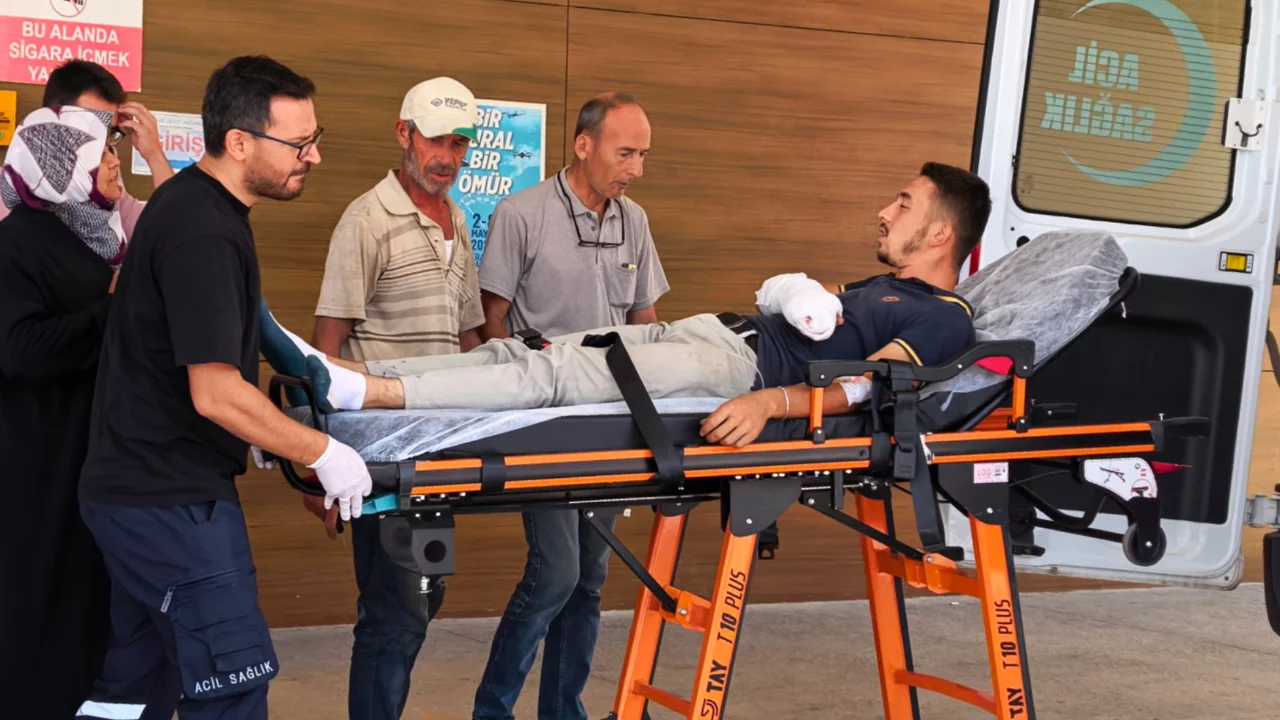 İnegöl'de odun keserken motorlu testere kazası: 3 parmak koptu