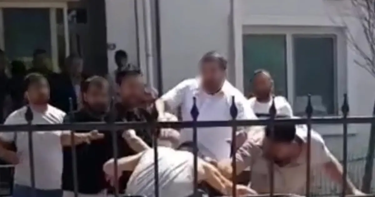 Van'da çıkan kavgada ağır yaralanan genç, hastanede hayatını kaybetti
