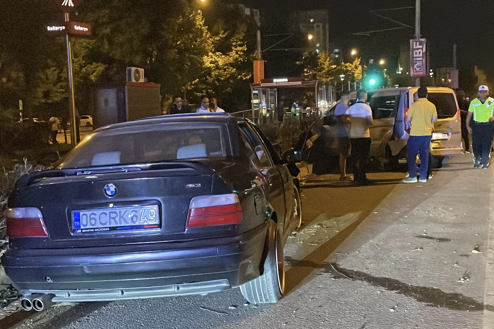 İki otomobil çarpıştı, Kayseri'de 3 kişi yaralandı