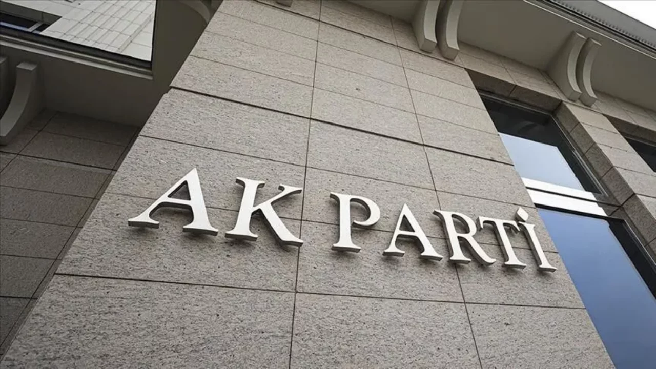 AK Parti'nin il başkanlıklarında yeni dönem başladı AK Parti'nin il başkanlıklarında yeni dönem başladı