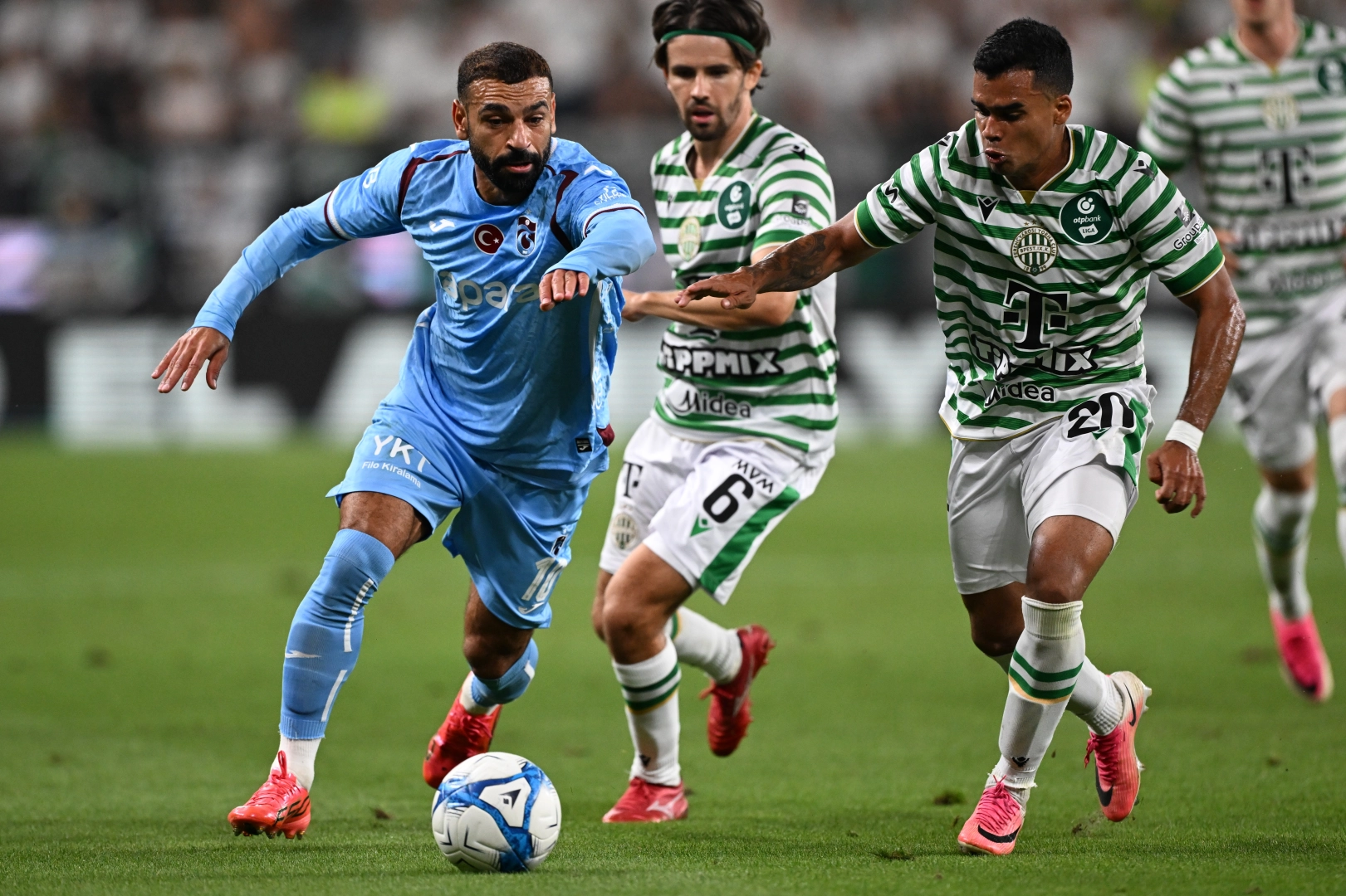 Trabzonspor, Ferencvaros'a 4-0 yenilerek Avrupa'daki hasretini sürdürüyor