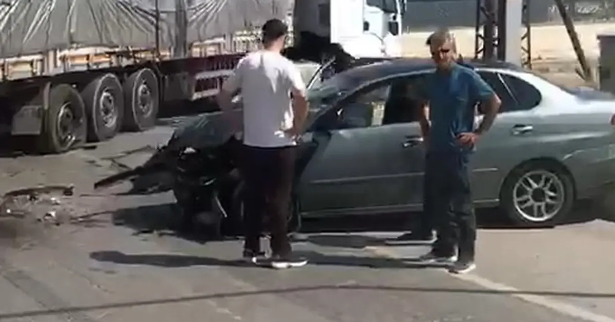 Muş’ta tır ve otomobil çarpıştı: 1 yaralı hastaneye kaldırıldı