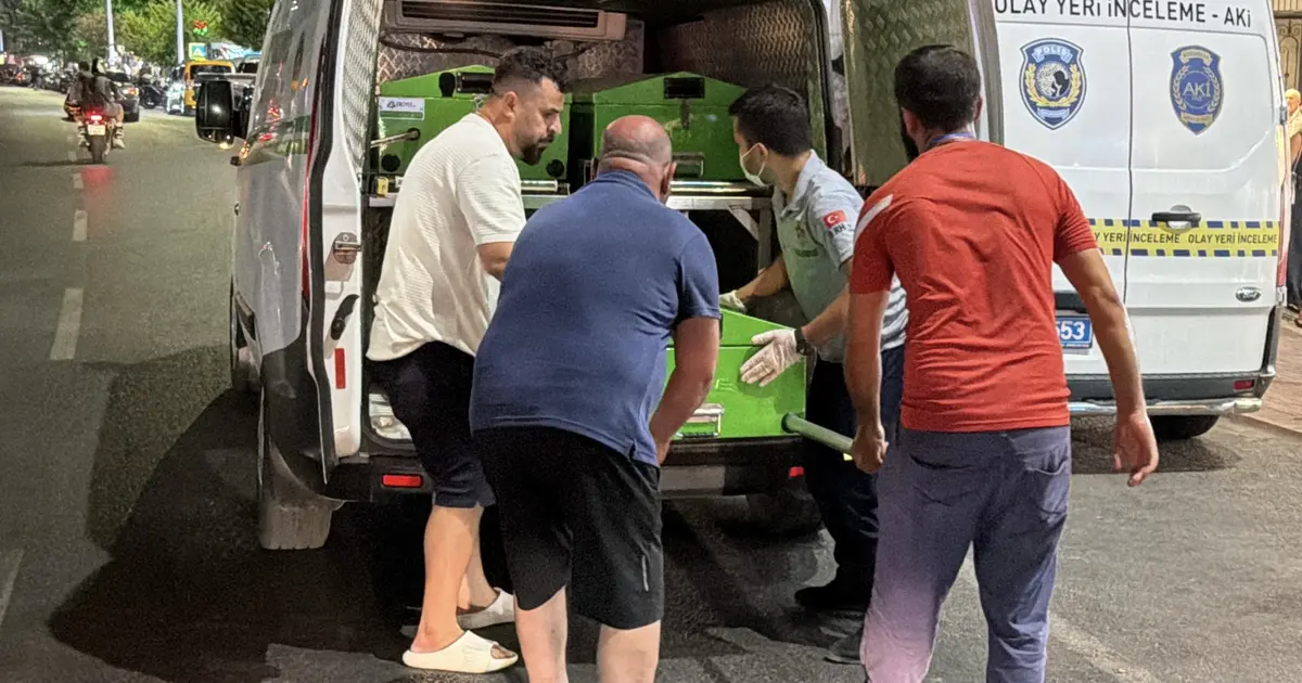 İsveçli turist Antalya'da otel odasında hayatını kaybetti