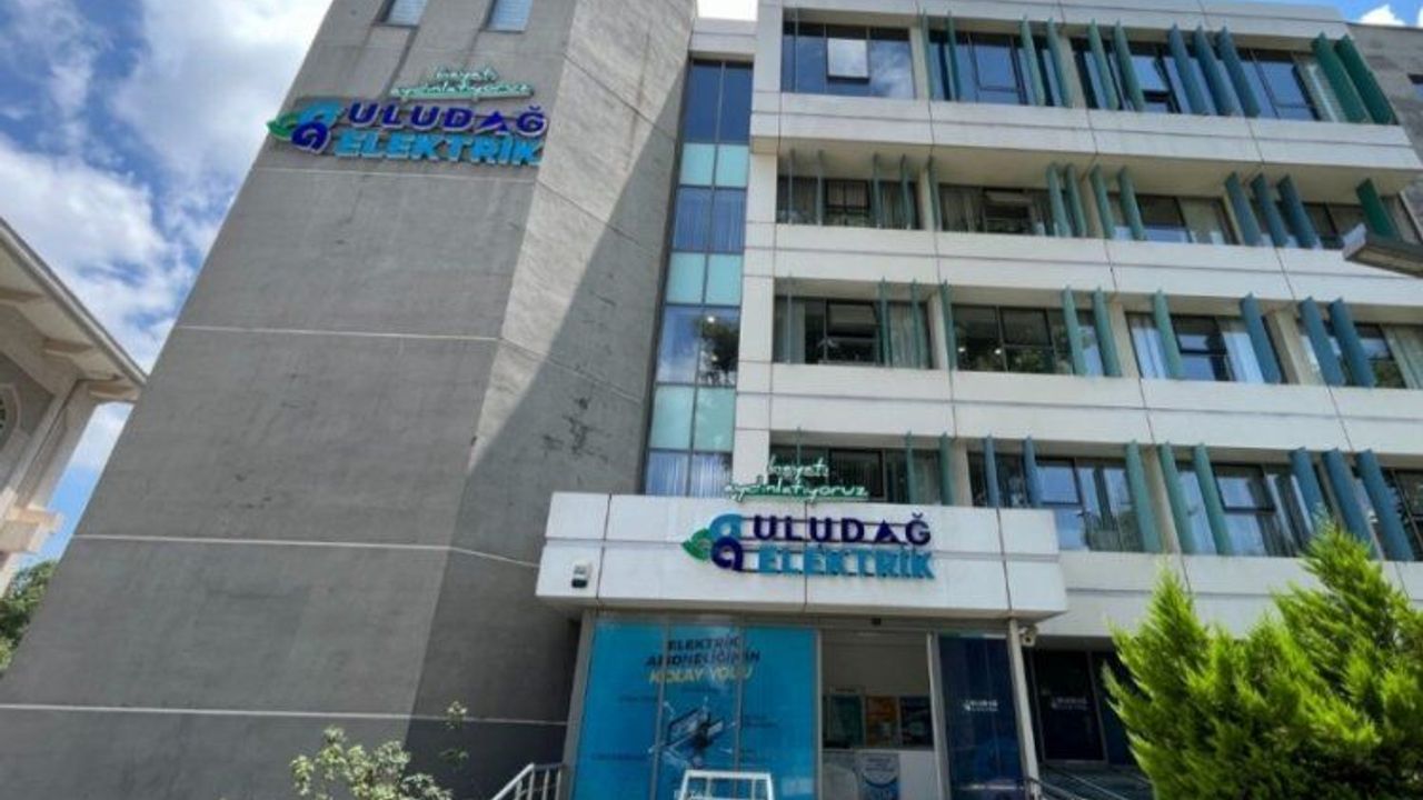 UEDAŞ, Bursa'da 6 ilçeye elektrik altyapısı için ihale tarihini açıkladı UEDAŞ, Bursa'da 6 ilçeye elektrik altyapısı için ihale tarihini açıkladı
