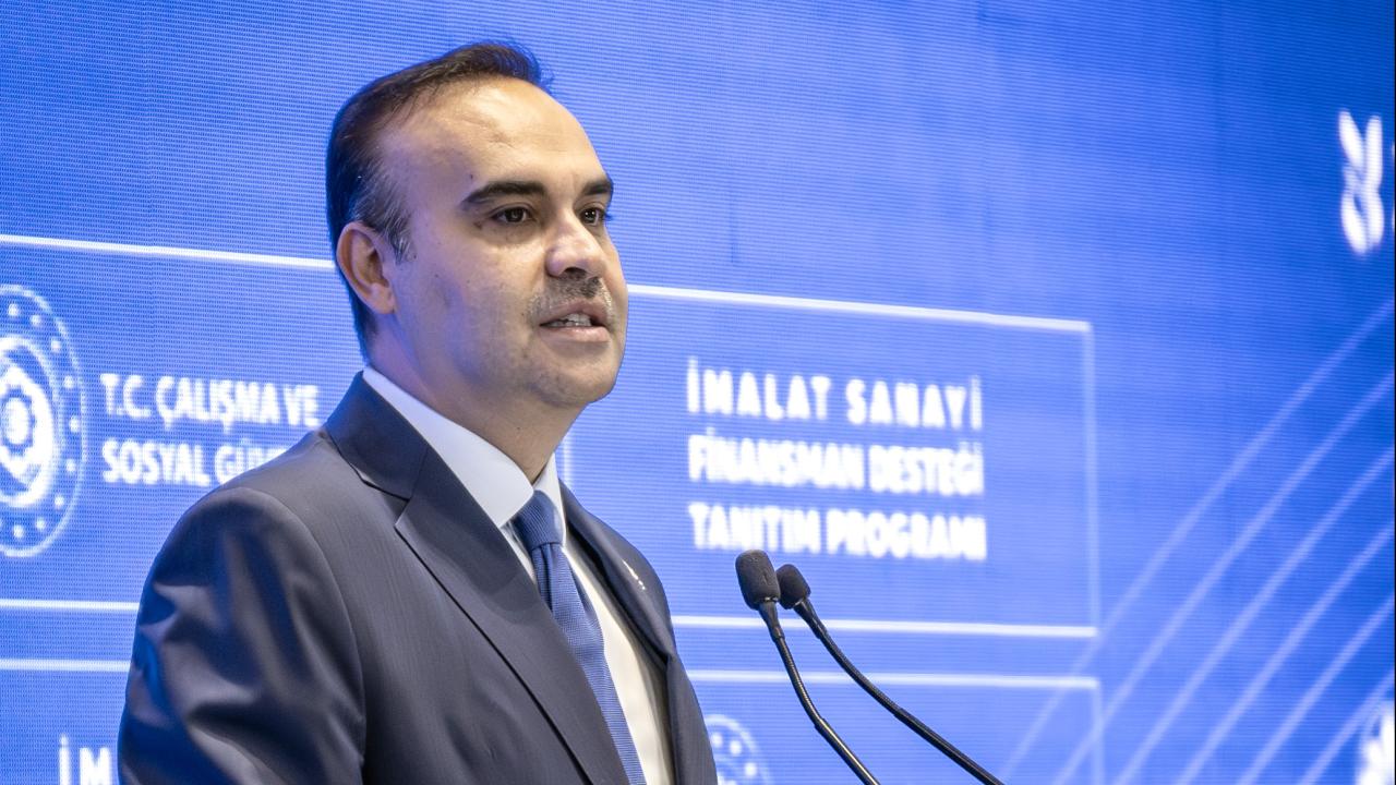 Bakan Kacır: İstihdamı koruyan işletmelere kredi desteği geliyor