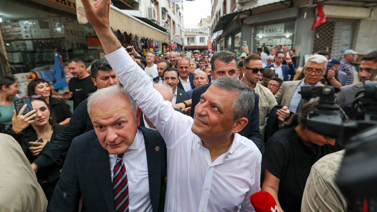 Özgür Özel, İmamoğlu’nun kitabına yönelik yasaklamayı açıkladı