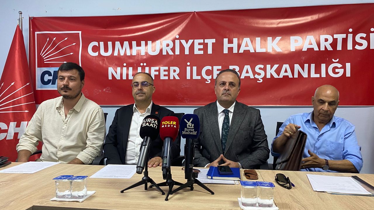CHP Bursa İl Başkanı Özkan ve Baykal, iddialara birlikte yanıt verdi CHP Bursa İl Başkanı Özkan ve Baykal, iddialara birlikte yanıt verdi