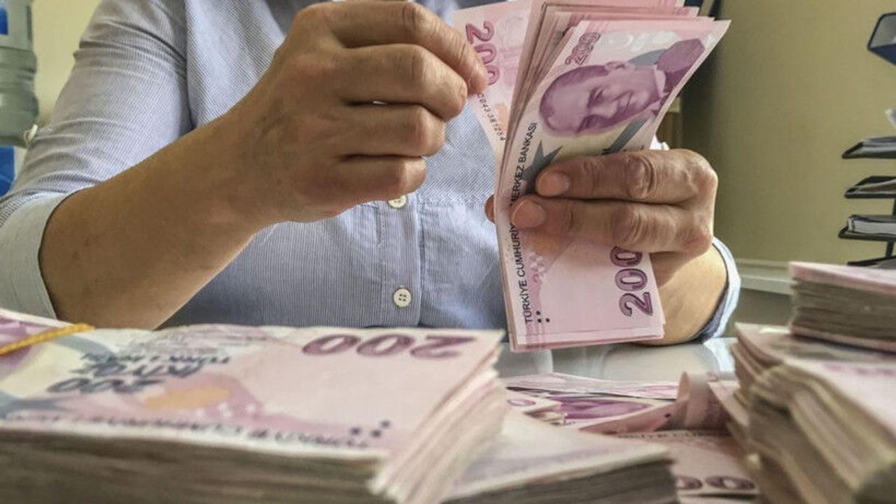 Ekonomik gerçekler: SGK uzmanı Özgür Erdursun'dan uyarı