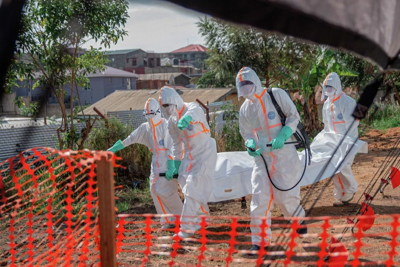 Kongo'da Ebola salgını: Can kaybı 3 bin 7'ye yükseldi Kongo'da Ebola salgını: Can kaybı 3 bin 7'ye yükseldi