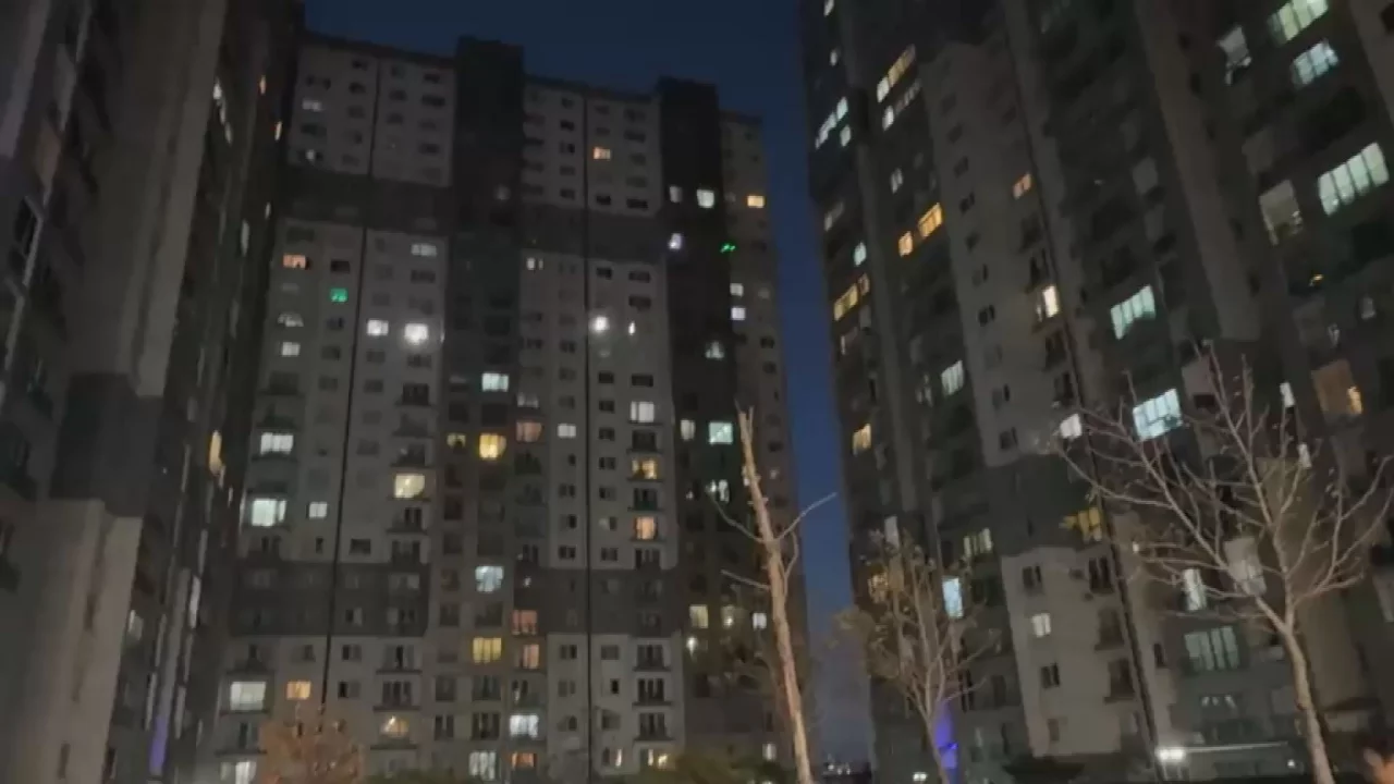 Esenyurt'ta otopark yangını: 42 kişi dumandan etkilendi