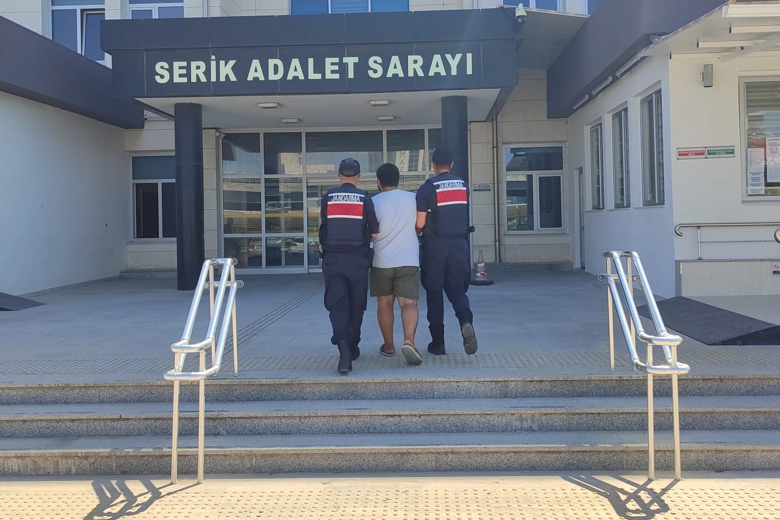Antalya'da dolandırıcılık: SMA iddiasıyla para topladı Antalya'da dolandırıcılık: SMA iddiasıyla para topladı