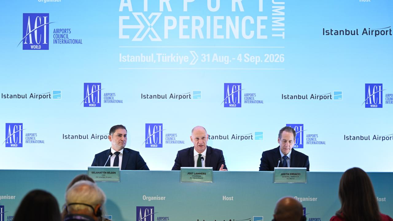 İstanbul Havalimanı'nda Düzenlenen Zirve: Hedef 86 Milyon Yolcu İstanbul Havalimanı'nda Düzenlenen Zirve: Hedef 86 Milyon Yolcu