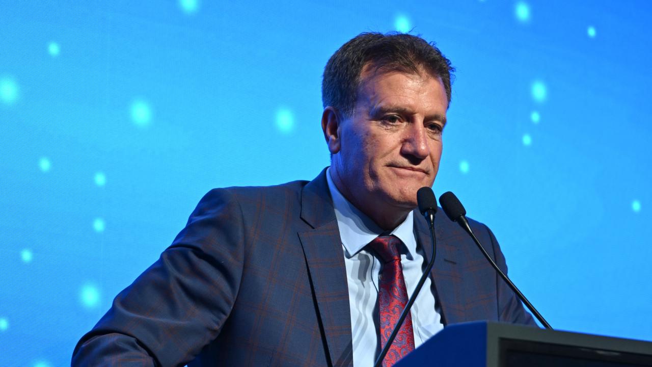 KKTC'de Yeniden Doğuş Partisi hükümetten çekildi: Siyasi tartışmalar artacak