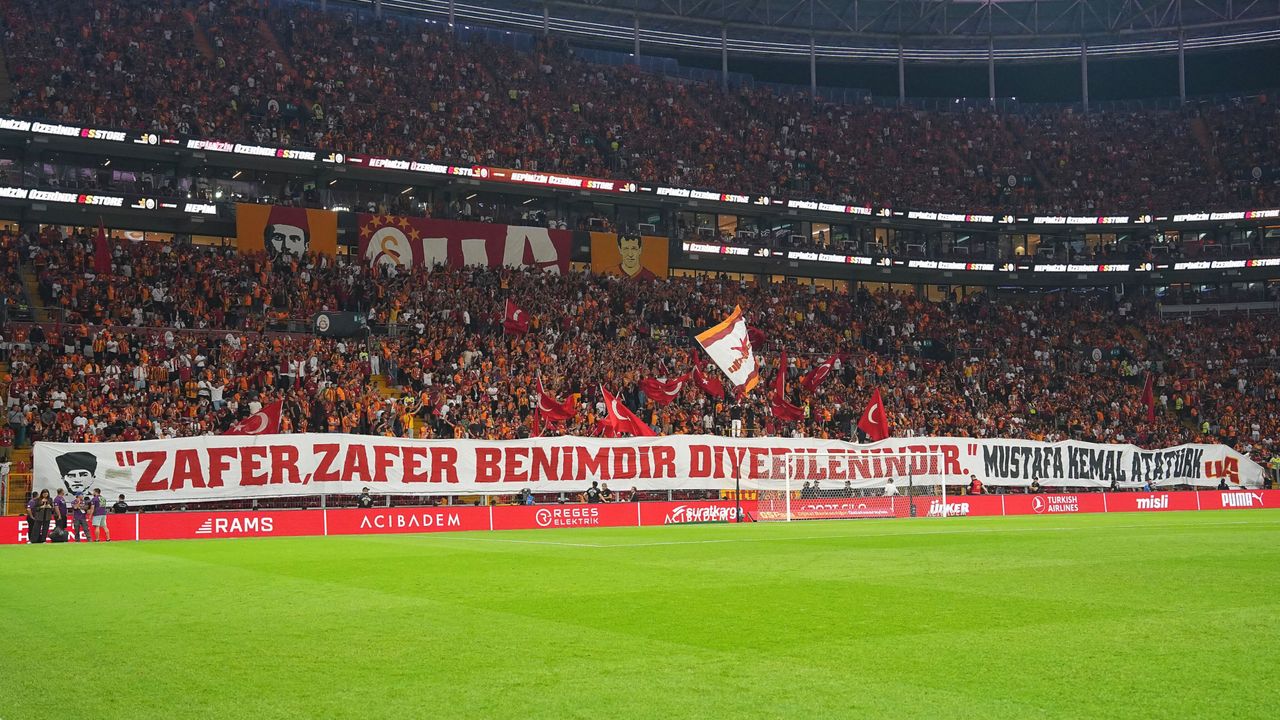 Galatasaray, eski Beşiktaşlı Gedson Fernandes'i kadrosuna katmak istiyor