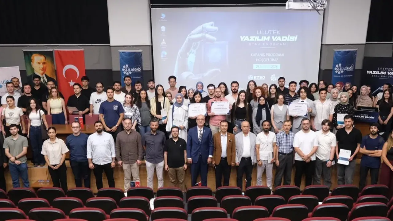 Bursa'da 900 öğrenci arasından 120 genç ULUTEK Yazılım Vadisi'nde staj yapacak
