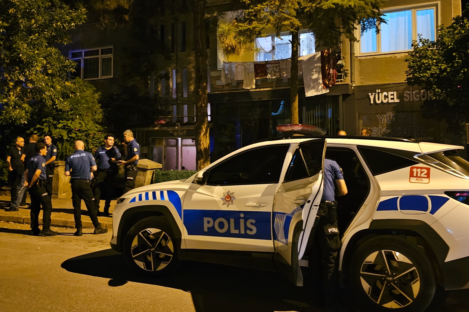 Üvey babasını bıçaklayarak ağır yaraladı: Olayın detayları