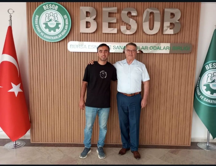 Gürsu'da genç siyasetçi Sercan Çelik, esnaf sorunlarını aktardı