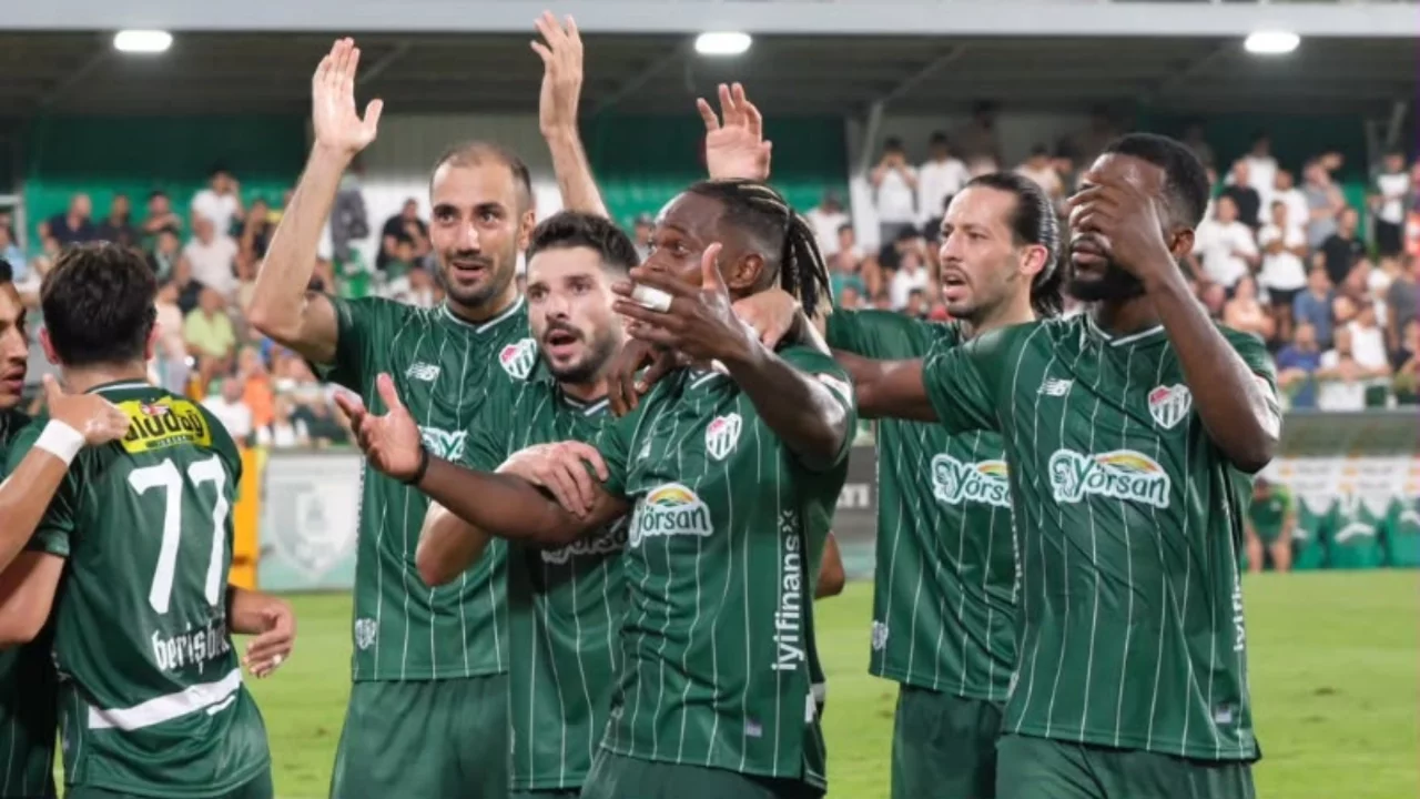Bursaspor, İstanbulspor ile 5. hafta maçında karşılaşacak